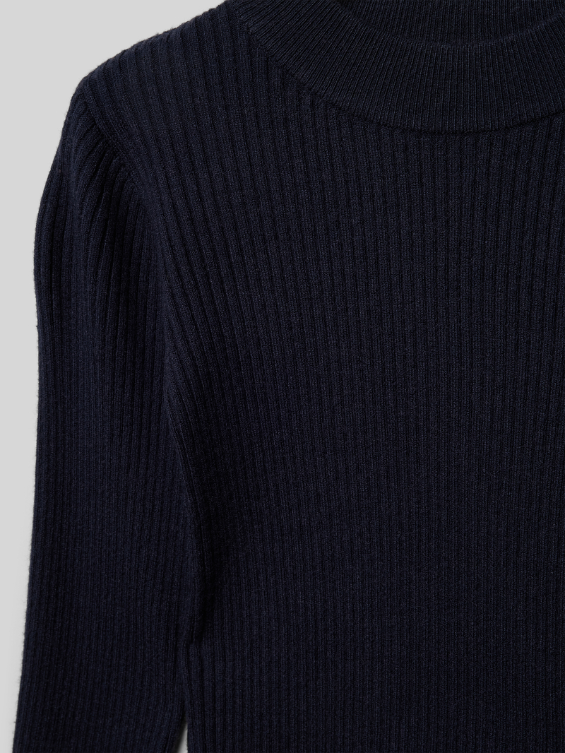 name it Slim fit shirt met lange mouwen en ronde hals model 'VIANNA'