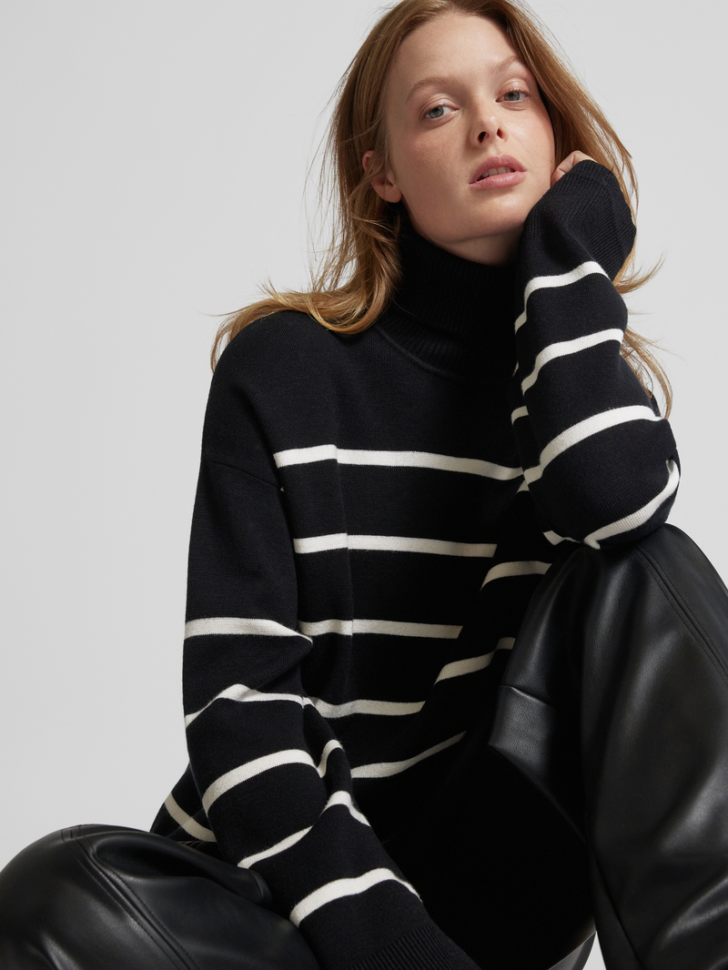 Selected Femme Gebreide coltrui model 'KAMMA'