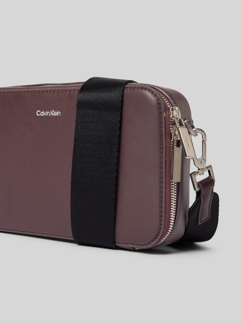 CK Calvin Klein Schoudertas met labeldetail