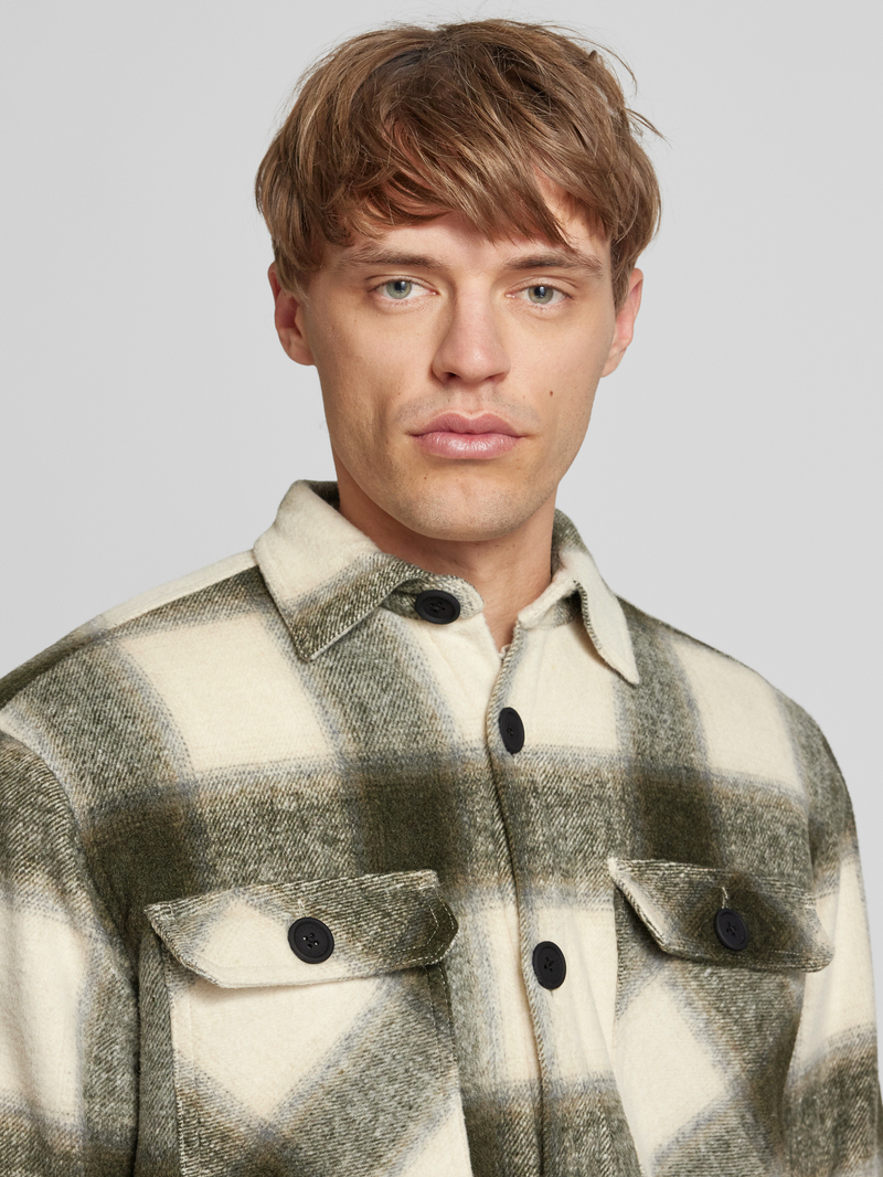Redefined Rebel Regular fit overhemdjack met opgestikte paspelzakken op de borst