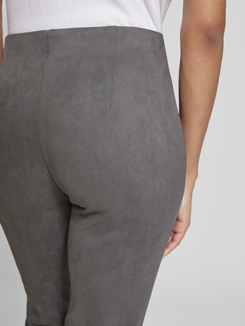 Christian Berg Woman Slim fit stoffen broek met deelnaad