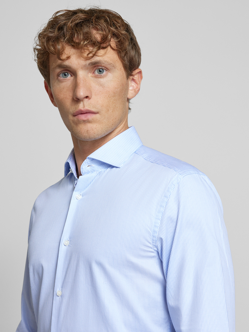Boss Slim fit zakelijk overhemd met haaikraag model 'Hank'