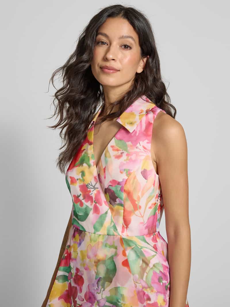 Adrianna Papell Cocktailjurk met platte kraag en V-hals