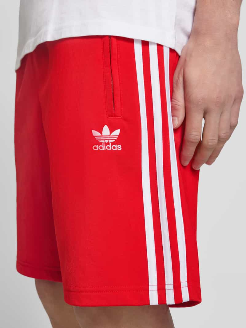 adidas Originals Sweatshorts met logostitching model 'BIRD'