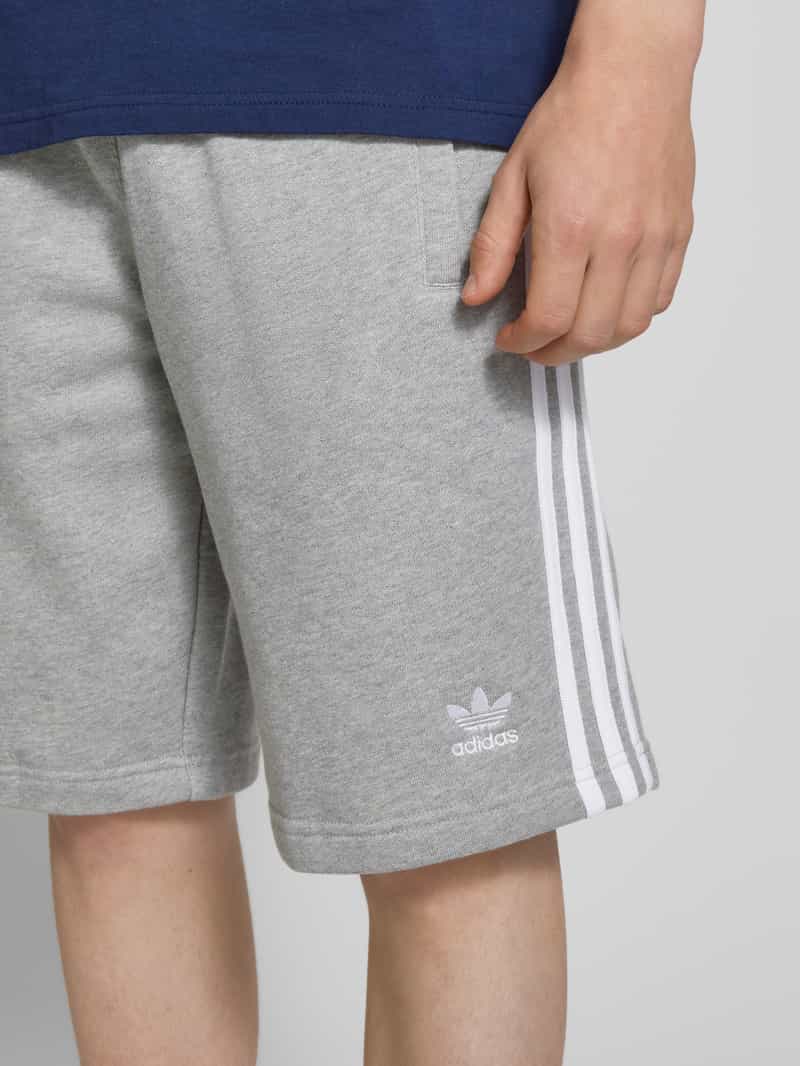 adidas Originals Regular fit sweatshorts met labelstitching