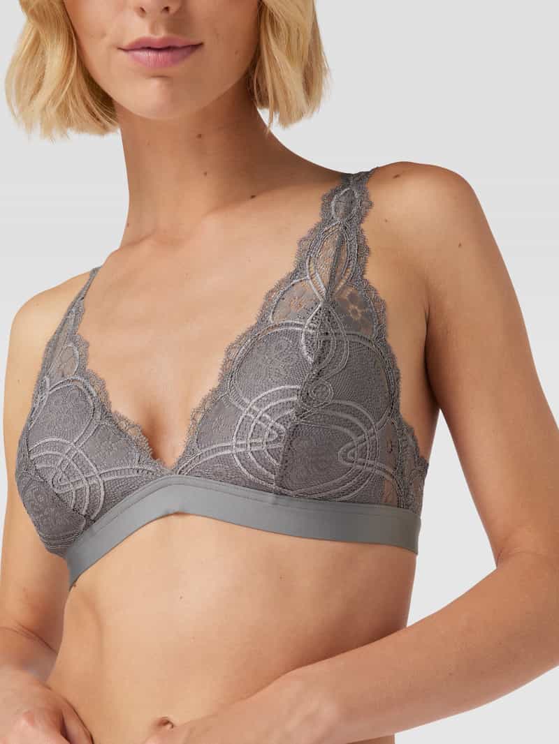 mey Beha met stretch en kant