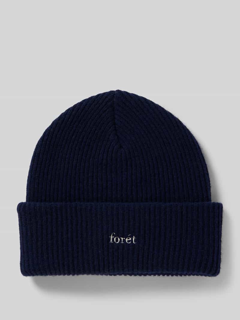Forét Beanie van wolmix met labelstitching