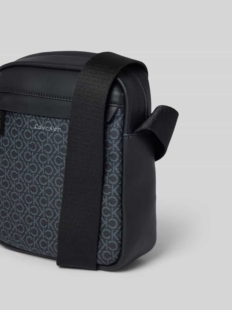 CK Calvin Klein Schoudertas met labelopschrift