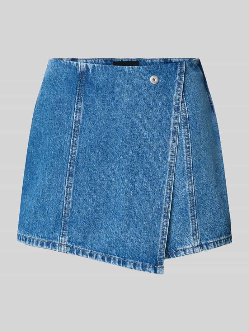 Pieces Licht uitlopende skort van katoenen denim model 'FILUM'
