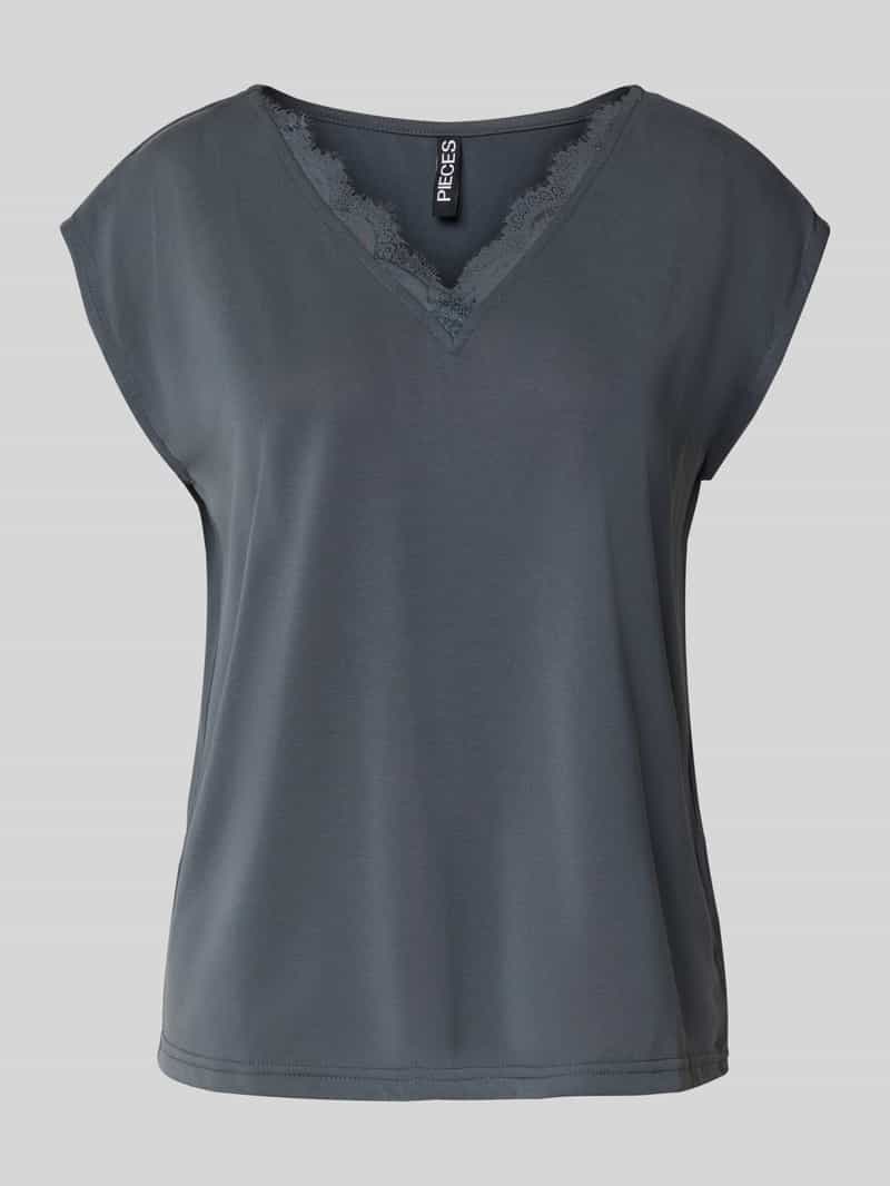 Pieces Shirt met korte mouwen PCKAMALA LACE V-NECK TEE JRS NOOS BC
