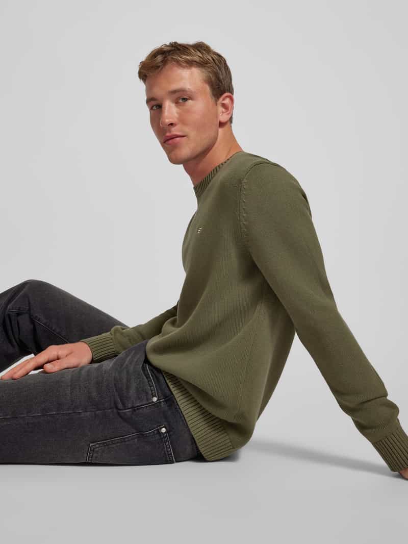 Tommy Jeans Slim fit gebreide pullover met logobadge
