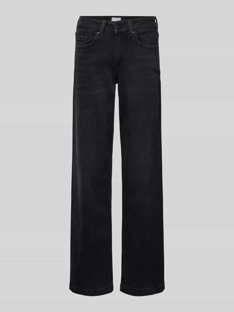 Smith and Soul Wide leg jeans in 5-pocketmodel, model 'Sina'