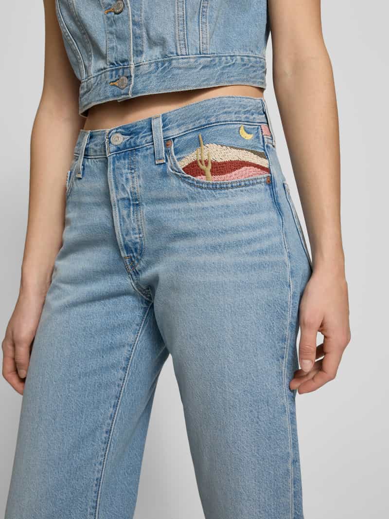 Levi's Tapered fit jeans in 5-pocketmodel model '501'