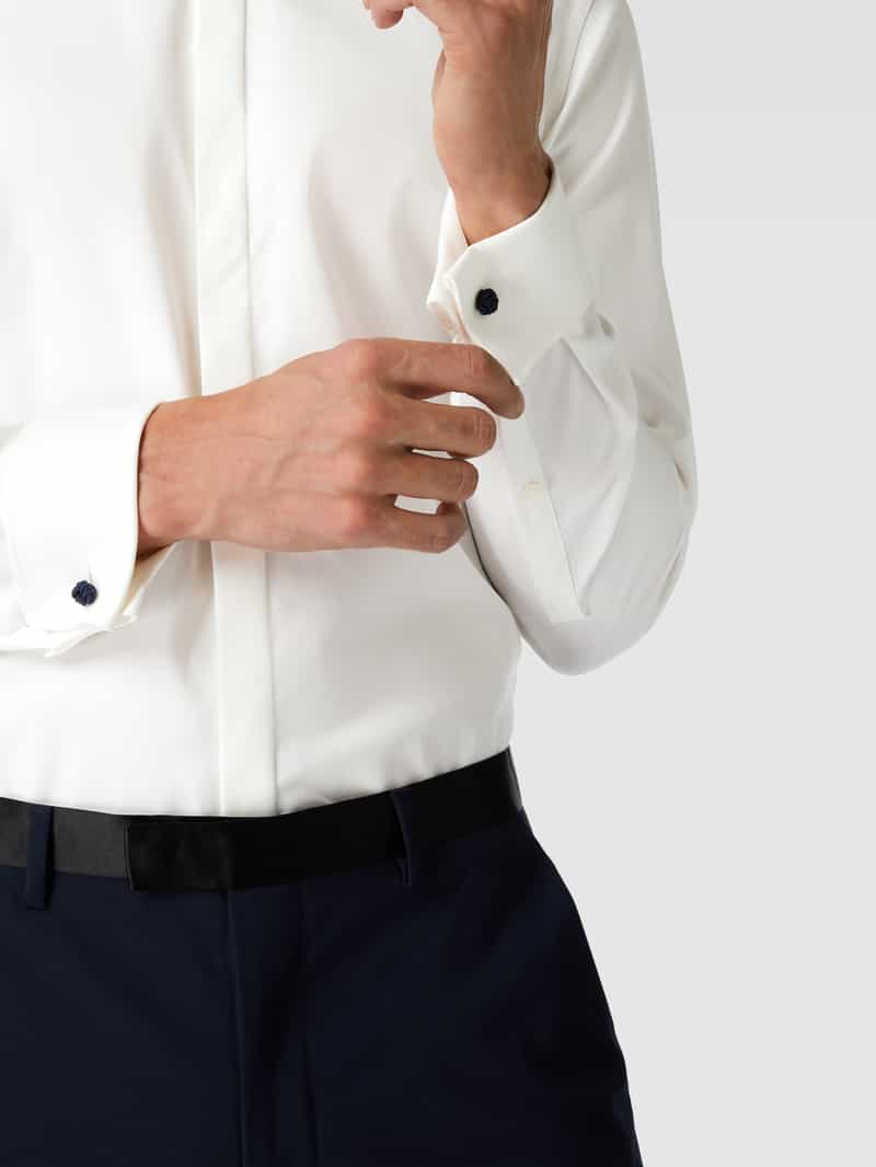 Jake*s Slim fit smokingoverhemd van twill