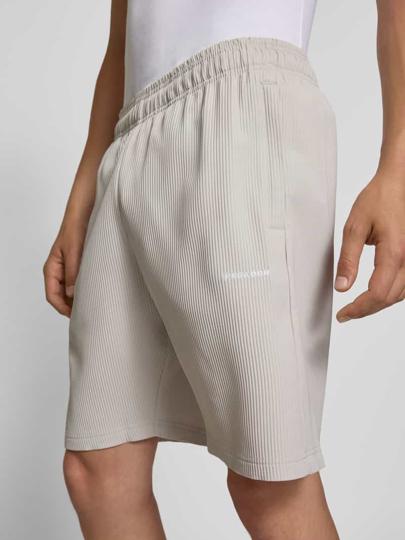 Pegador Relaxed fit korte broek met plissévouwen model 'TROY'