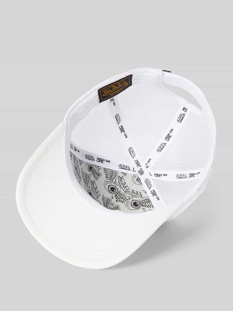 Von Dutch Trucker-pet met labelpatch model 'NEWARK'
