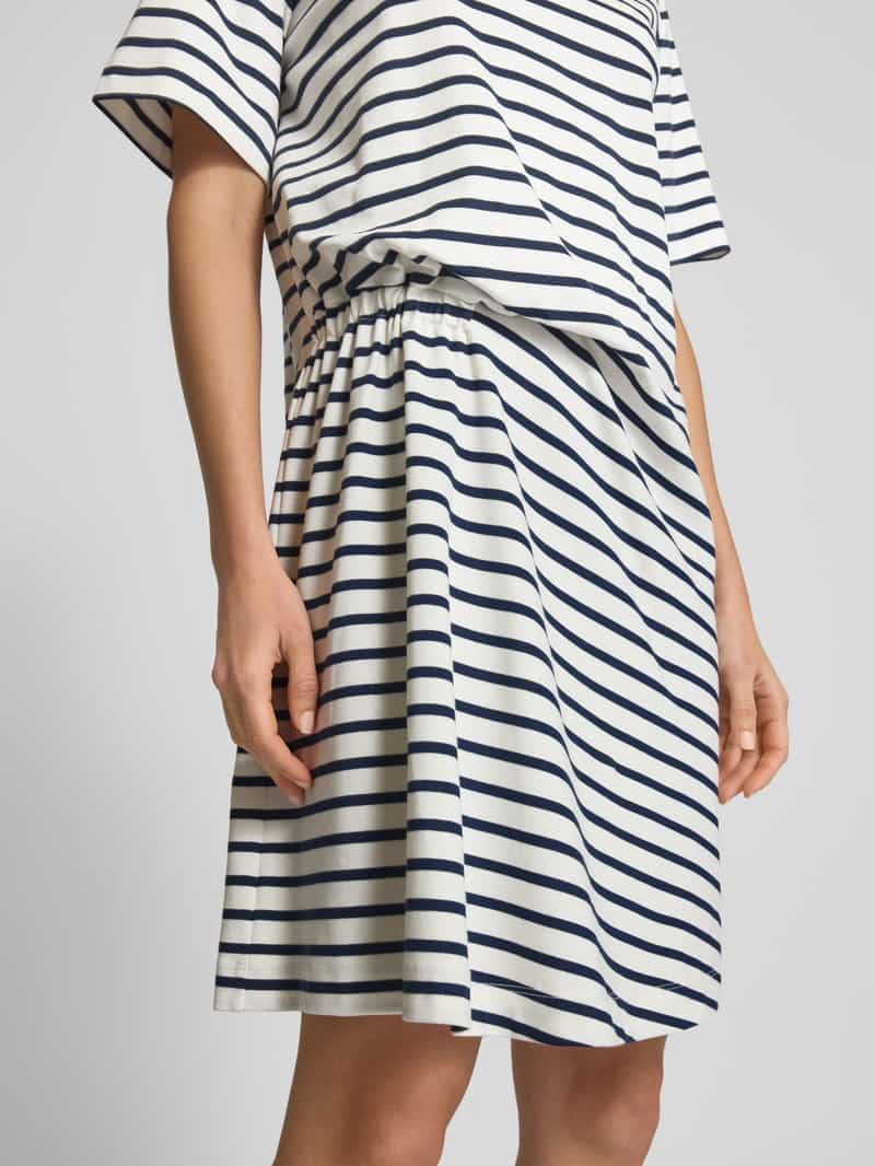 Weekend Max Mara Knielange T-shirtjurk met plooien opzij model 'PIREO'
