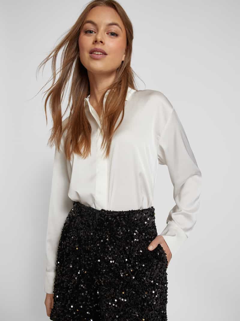 Apricot Regular fit korte broek met pailletten