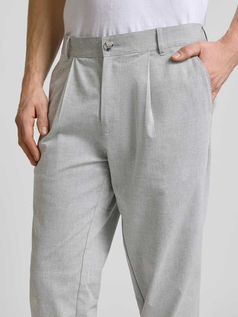 Matinique Chino met Franse steekzakken model 'Kian'