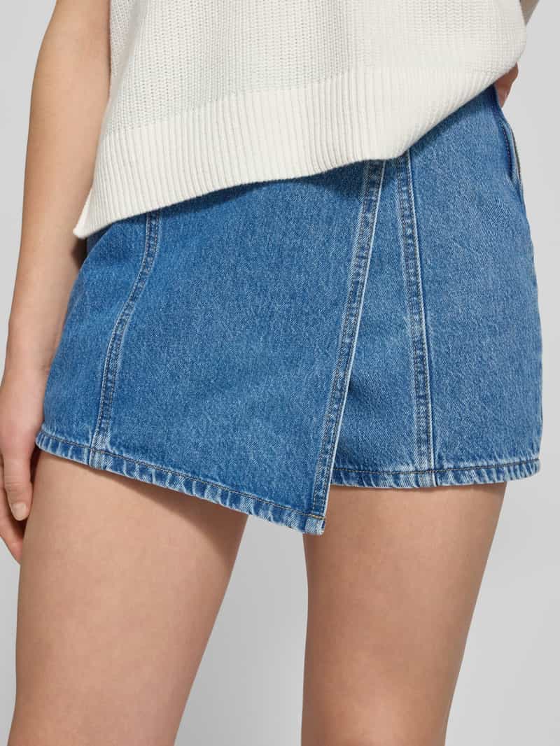 Pieces Licht uitlopende skort van katoenen denim model 'FILUM'