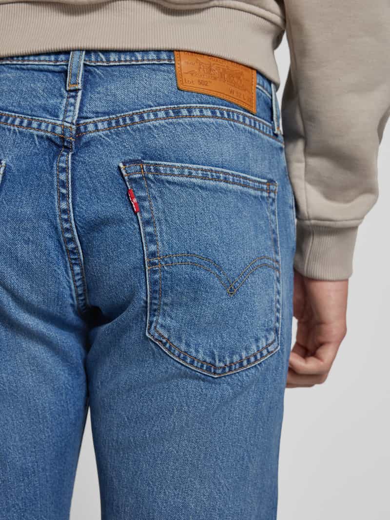 Levi's Tapered fit jeans in 5-pocketmodel model '502'