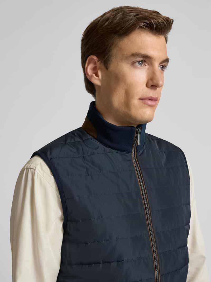 Bugatti Regular fit gilet van katoenmix in doorgestikte look