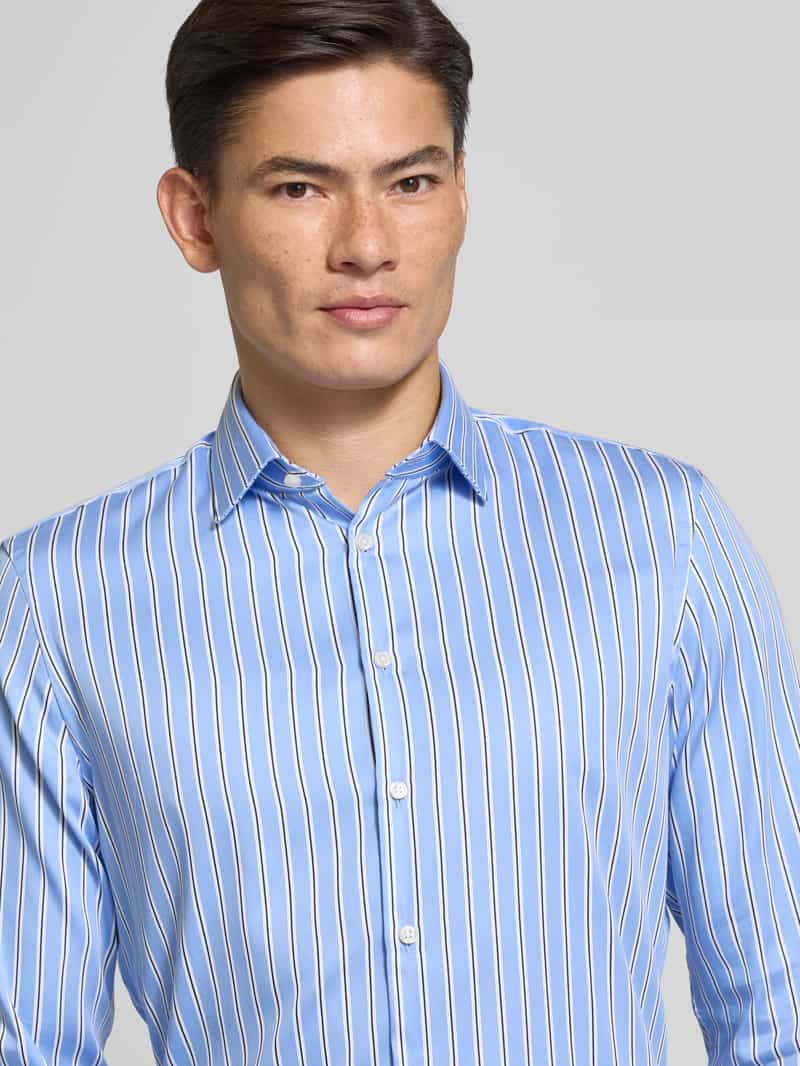 Jake*s Slim fit zakelijk overhemd met knoopsluiting