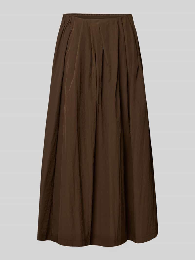 Smith and Soul Midirok in geplooide look