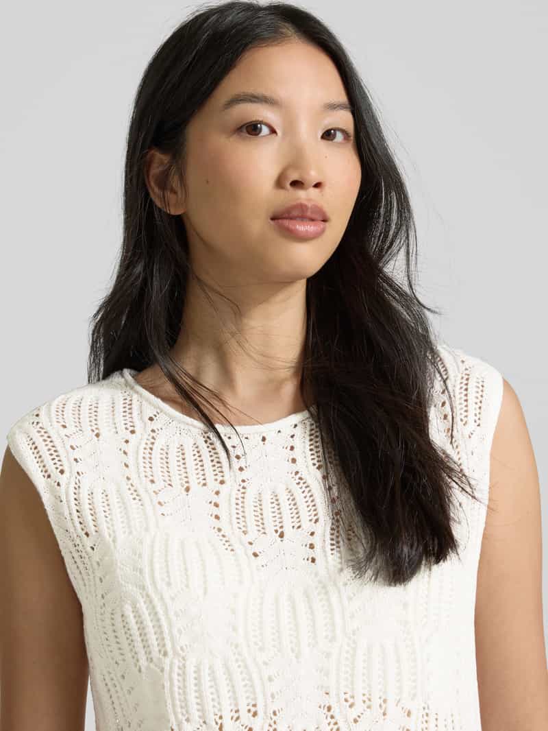 MORE & MORE Spencer met broderie anglaise