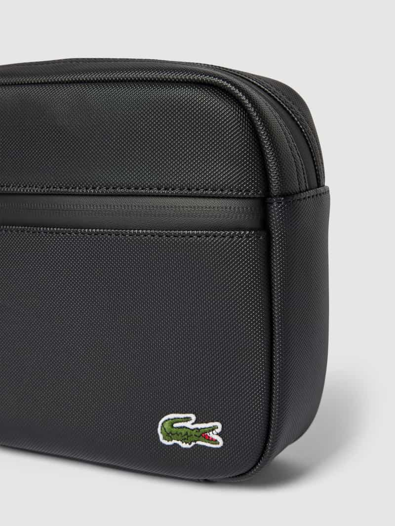 Lacoste Heuptasje in zwart met logopatch