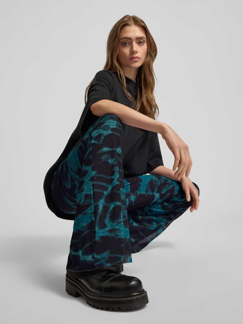 Colourful Rebel Flared stoffen broek met elastische band