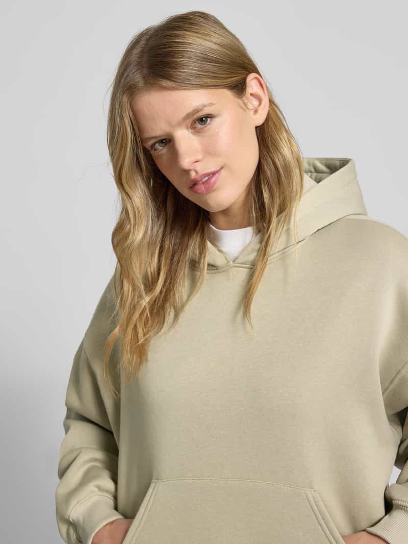 Gina Tricot Hoodie met extra brede schouders en kangoeroezak