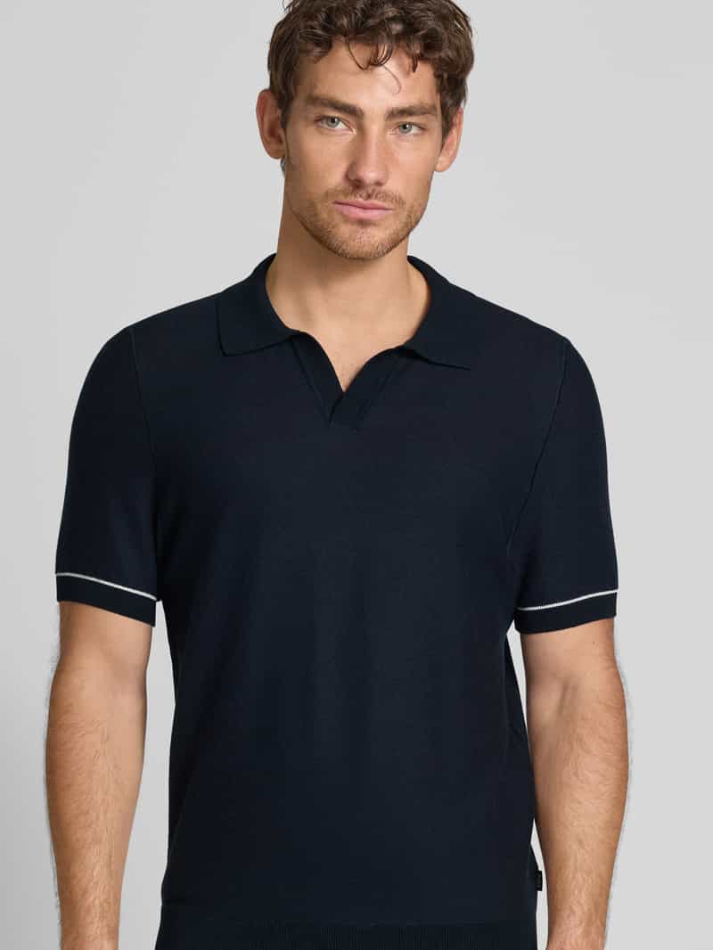 Boss Poloshirt met V-hals model 'Januluca'