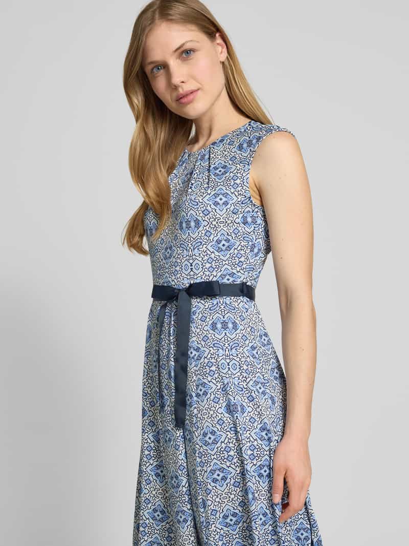 Christian Berg Woman Selection Knielange jurk met strikceintuur