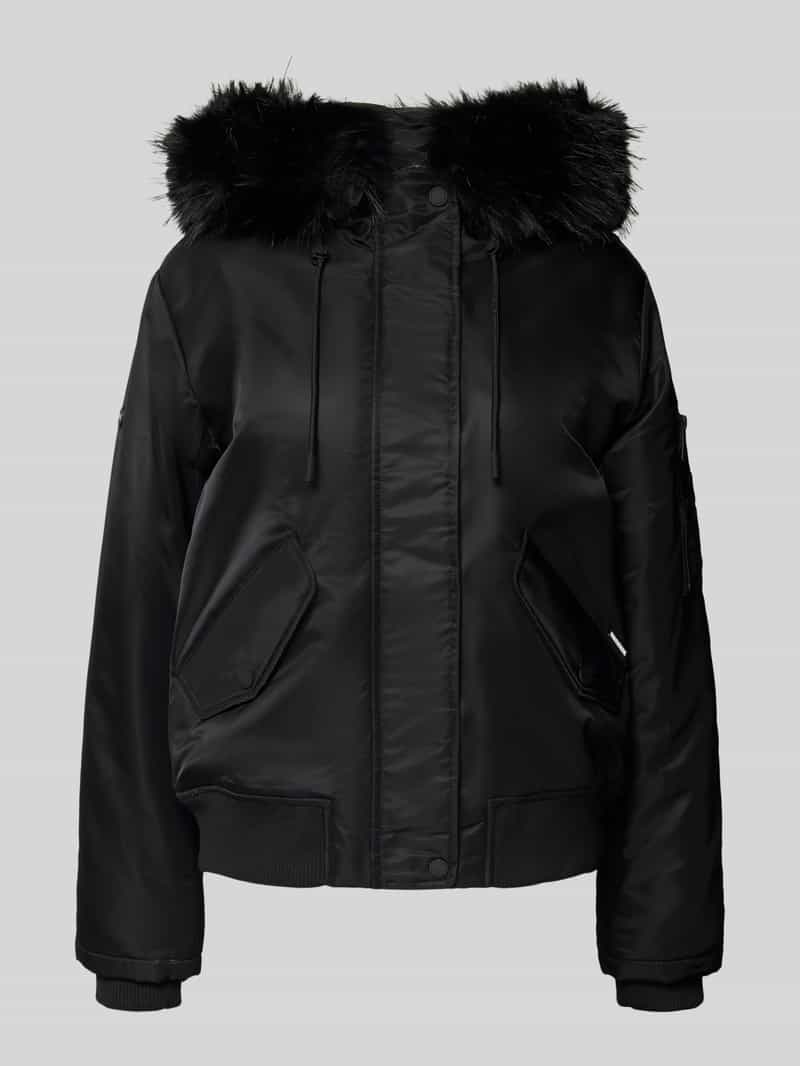 khujo Jack met klepzakken model 'TYLA'