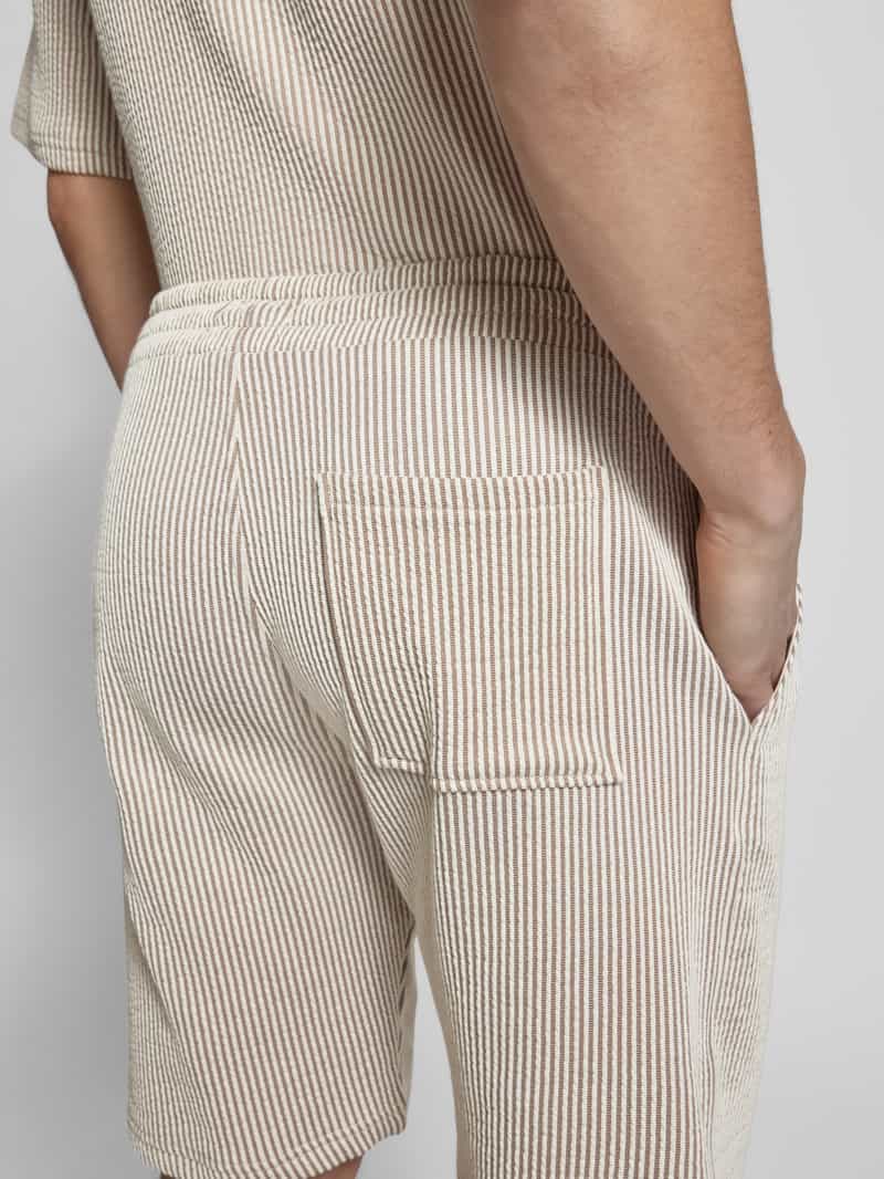 MCNEAL Korte slim fit broek met steekzakken
