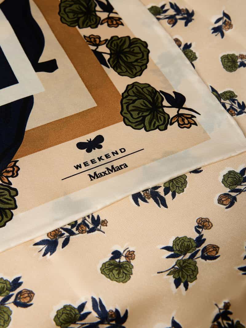 Weekend Max Mara Zijden sjaal met all-over motief model 'ONESTO'