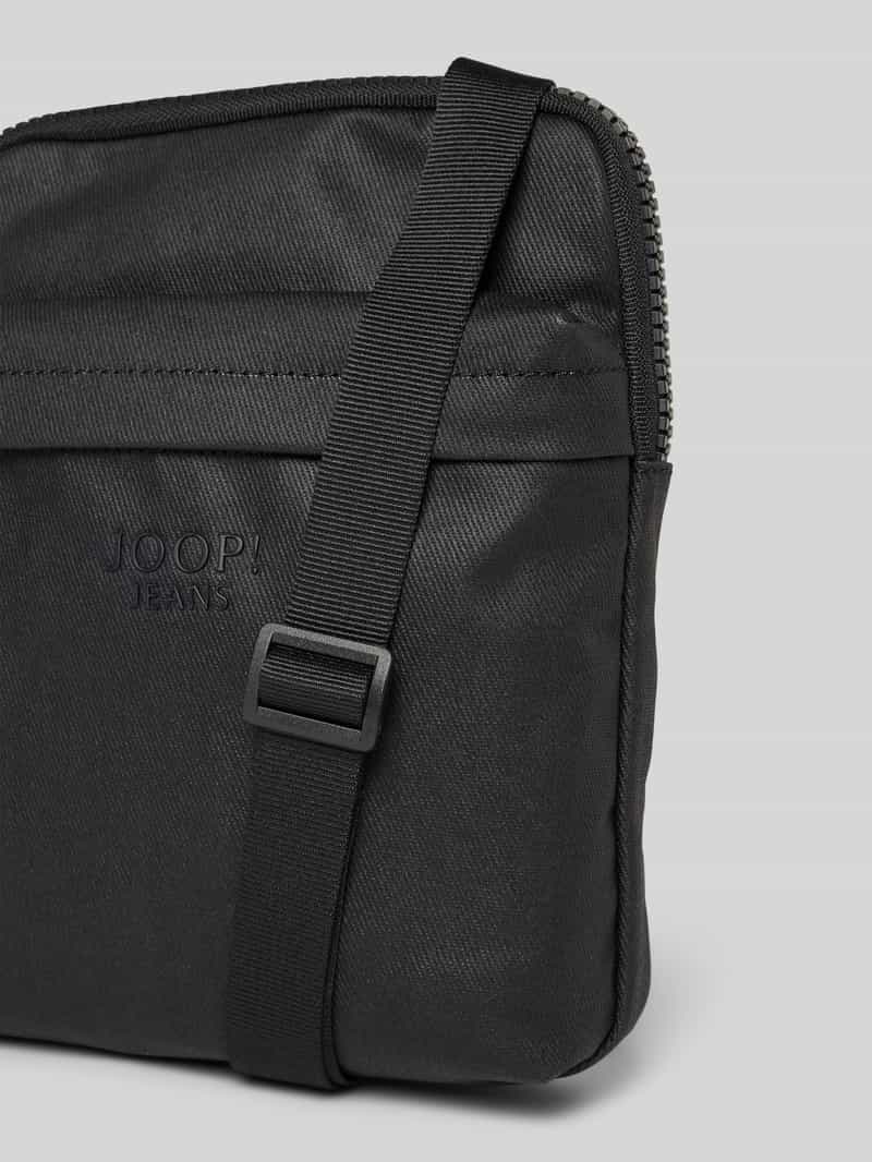 JOOP! Collection Schoudertas met logo-applicatie model 'Liam'