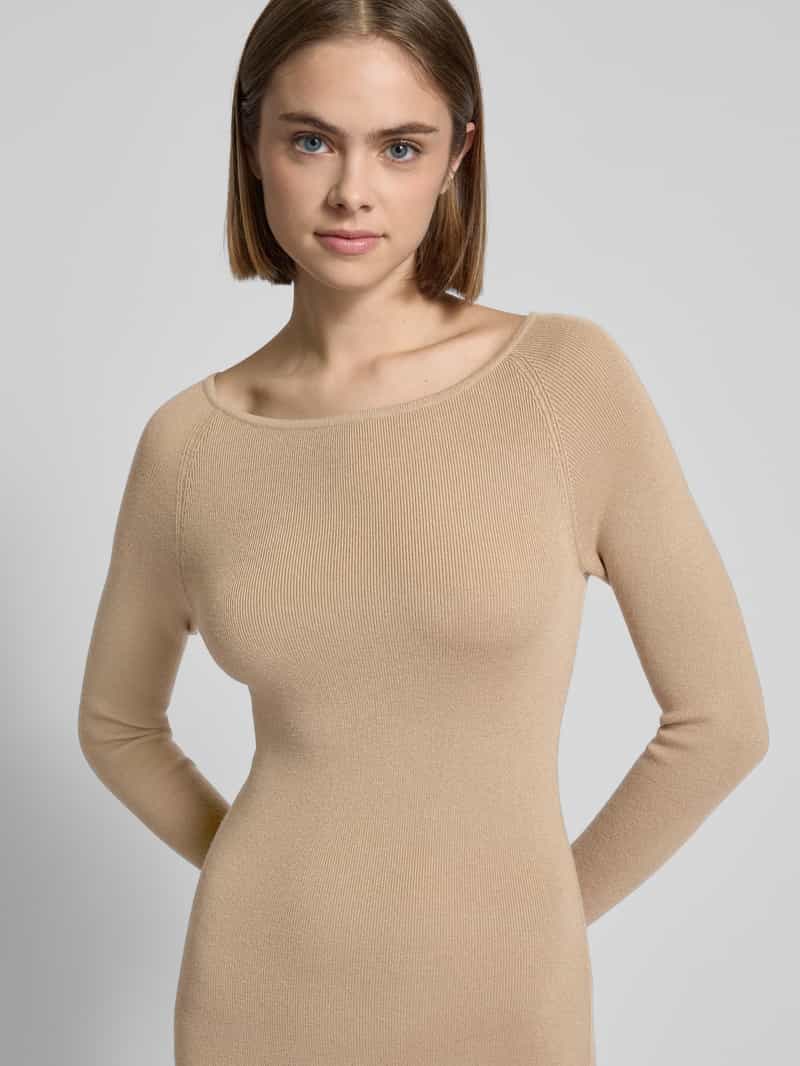 Review Mini-jurk met boothals