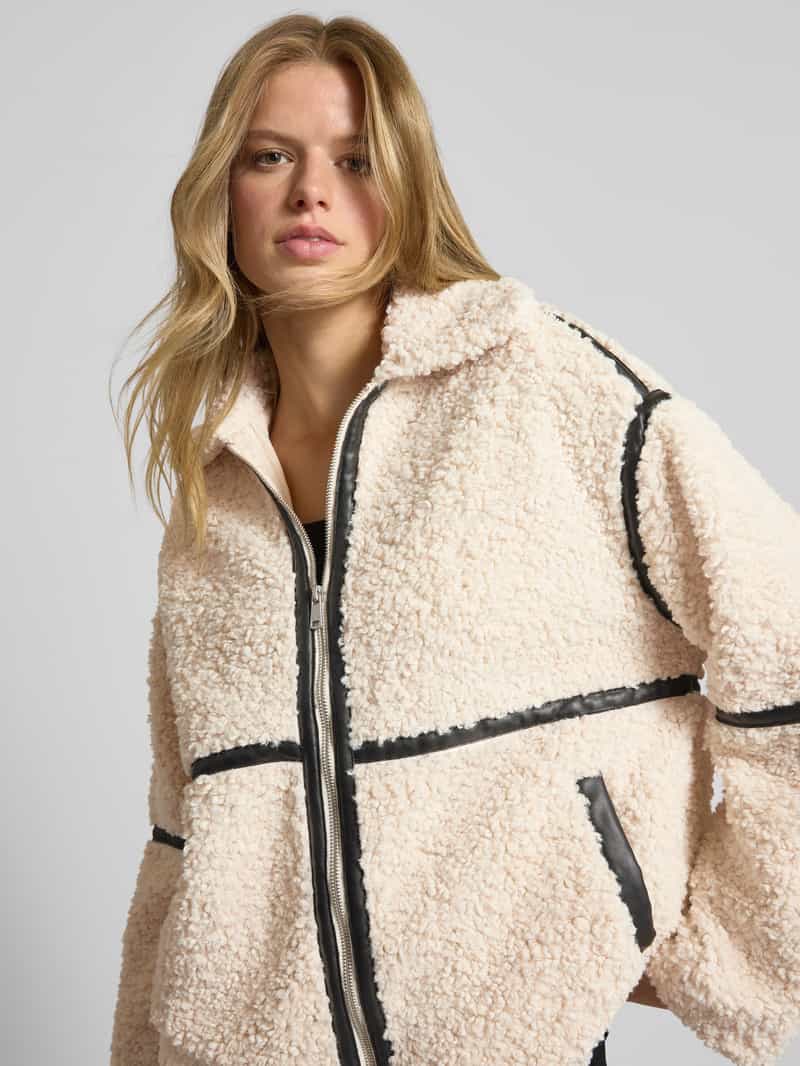Only Boxy fit jacks van teddybont met leren details model 'PARIS'