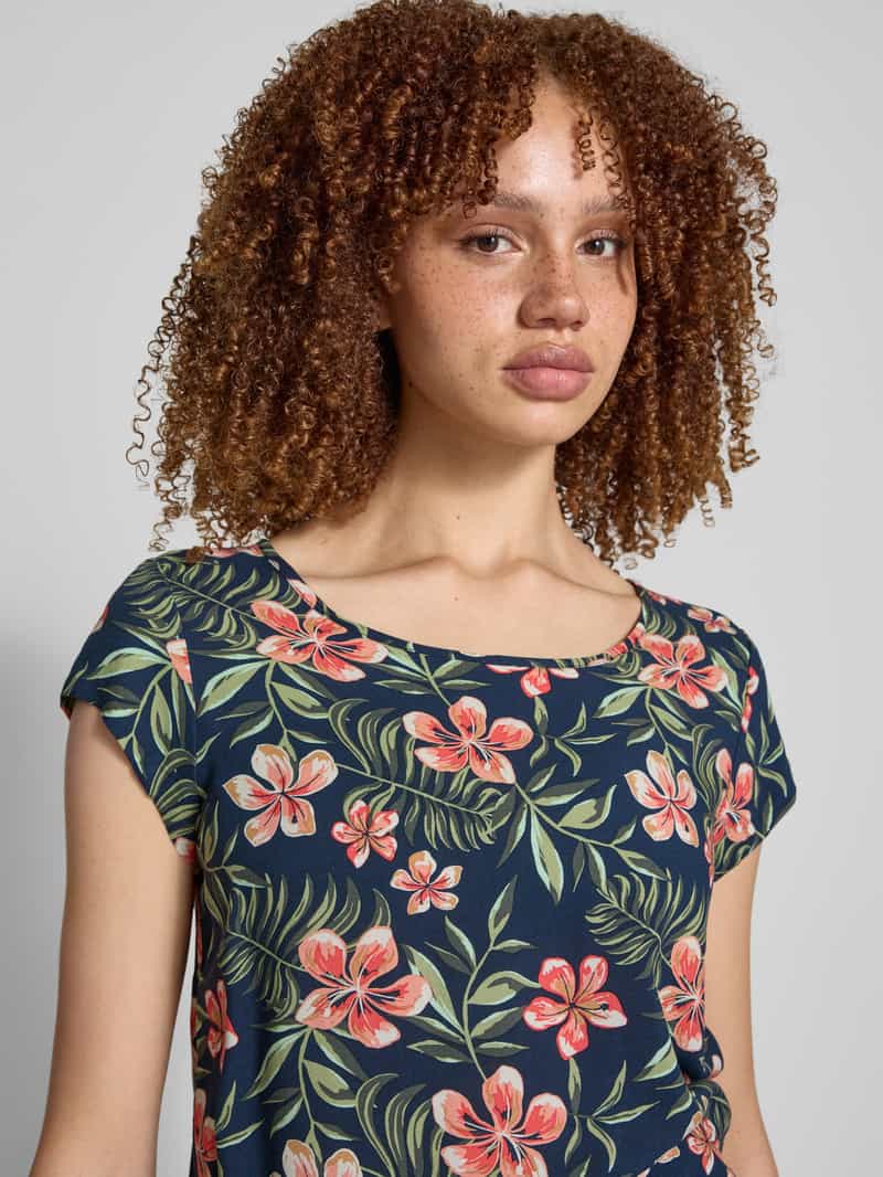 Only Regular fit T-shirt met druppelvormig rugdecolleté model 'NOVA'