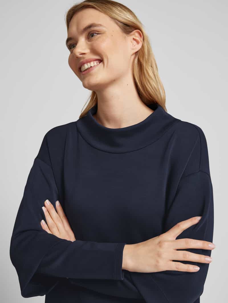 s.Oliver BLACK LABEL Uitlopende scuba jurk met laagjesdetails en opstaande kraag