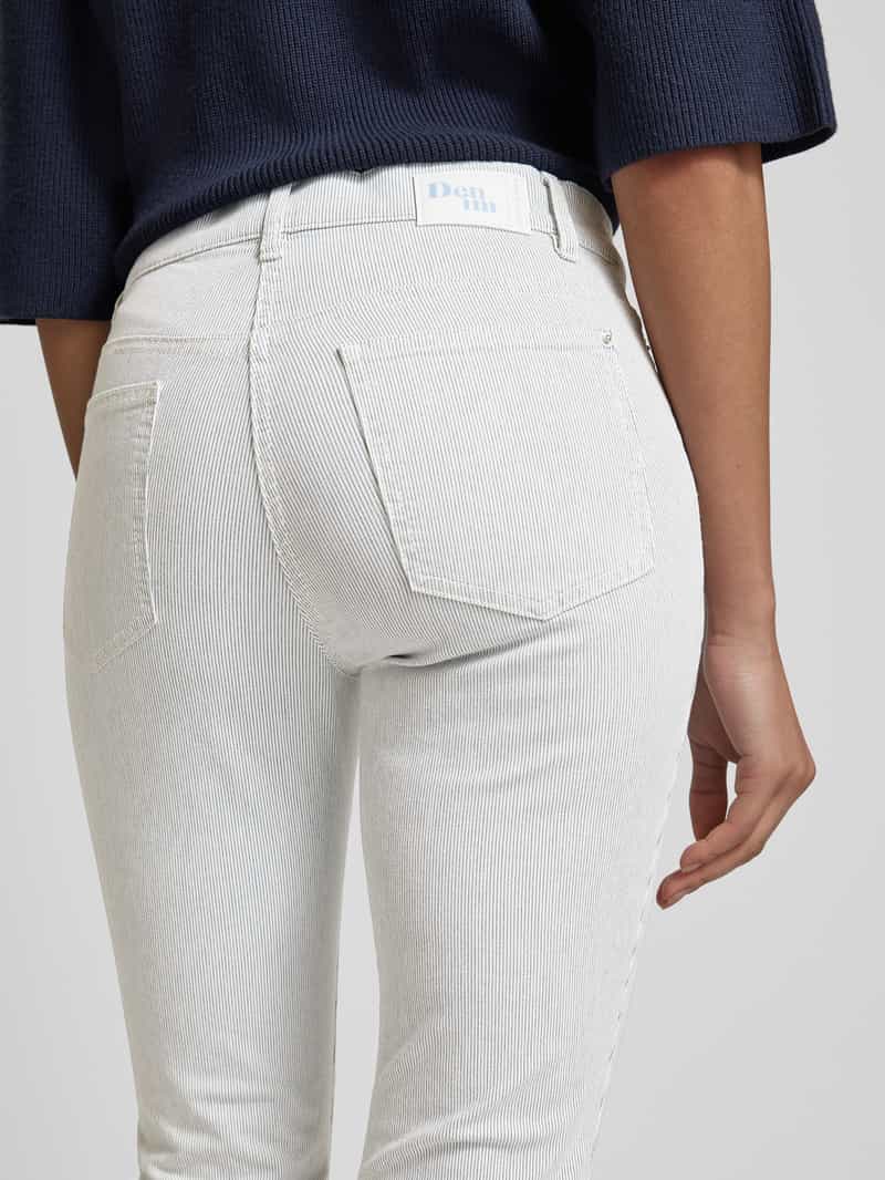 Gerry Weber Edition Slim fit jeans met knoopsluiting model 'Alissa'