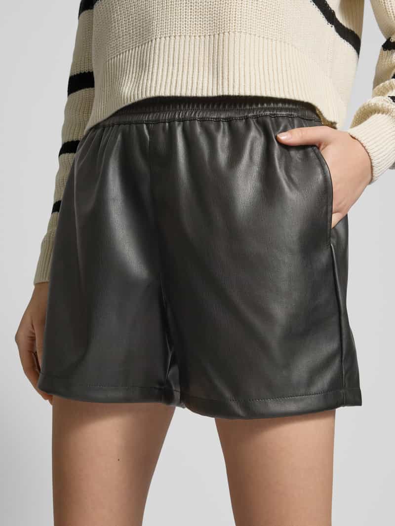 Noisy May Korte broek in leerlook model 'ANDY'