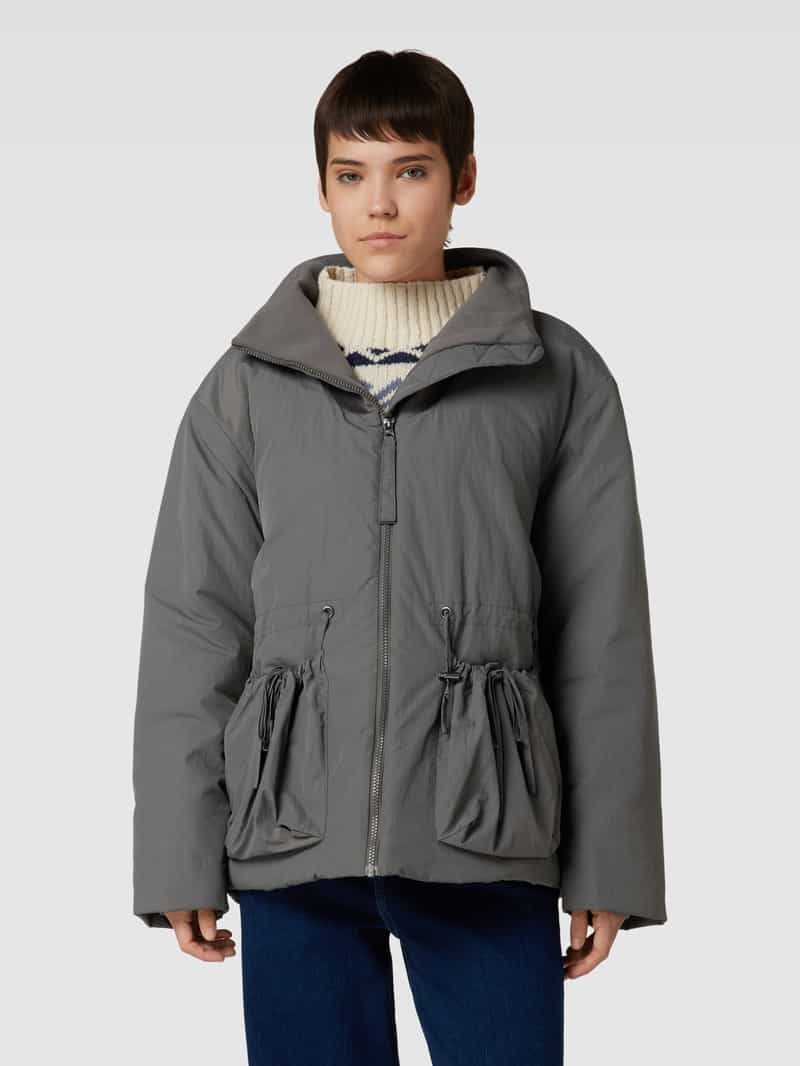 Jack met opstaande kraag, model 'Sabina' esmé studios