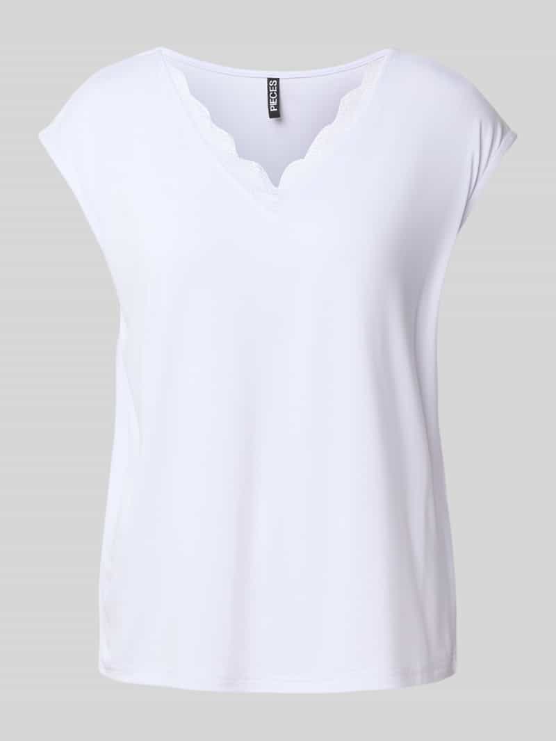 Pieces Loose fit T-shirt met kant model 'KAMALA'