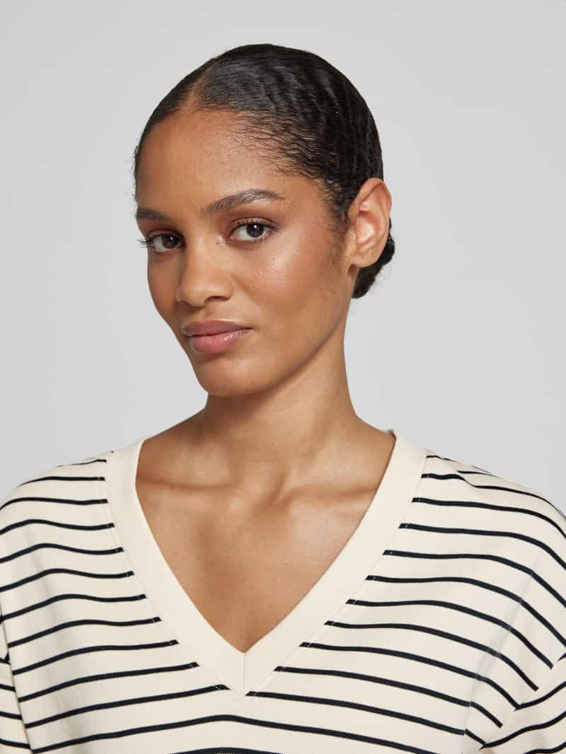 Vila T-shirt met V-hals model 'SINNY'