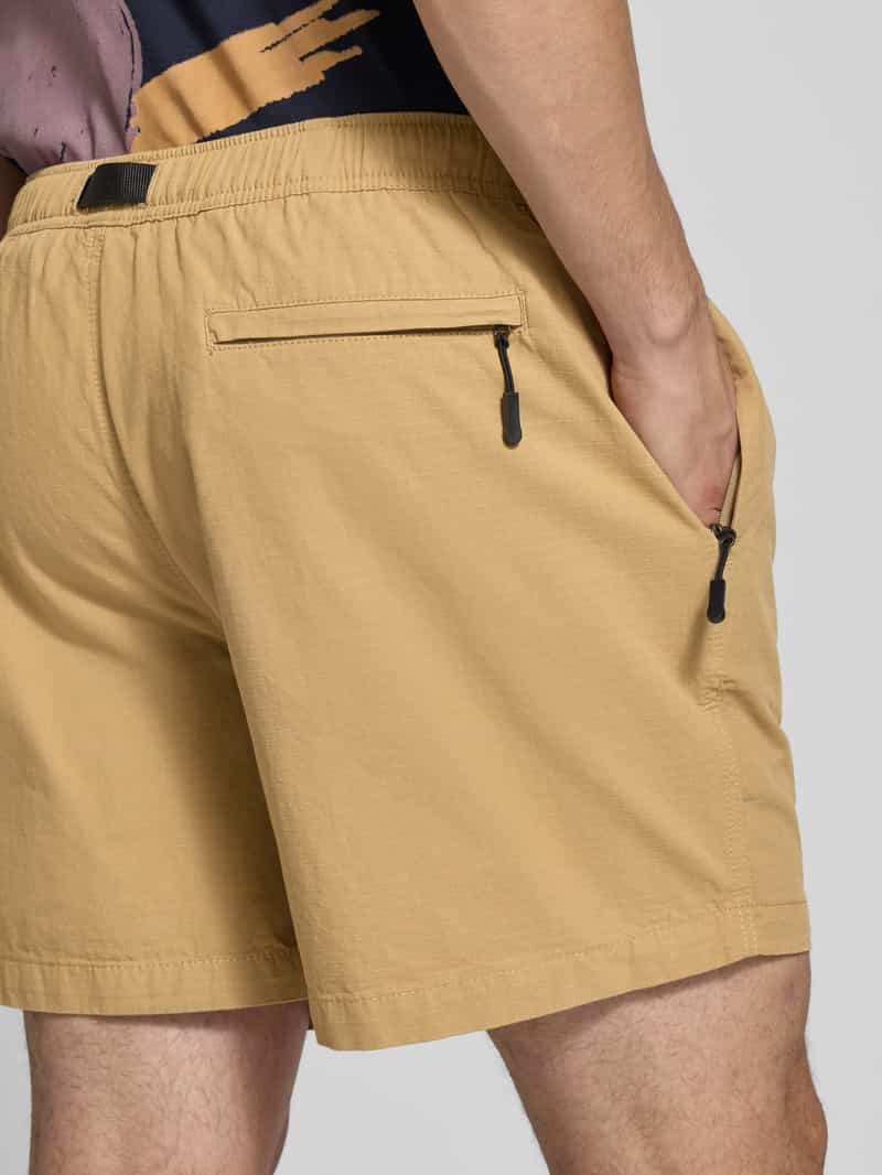 WOODBIRD Korte relaxed fit broek met riem model 'Choi'