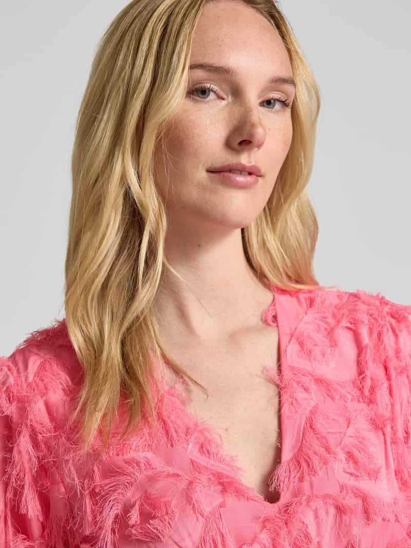 YAS Knielange cocktailjurk met V-hals model 'PAZYLLA'
