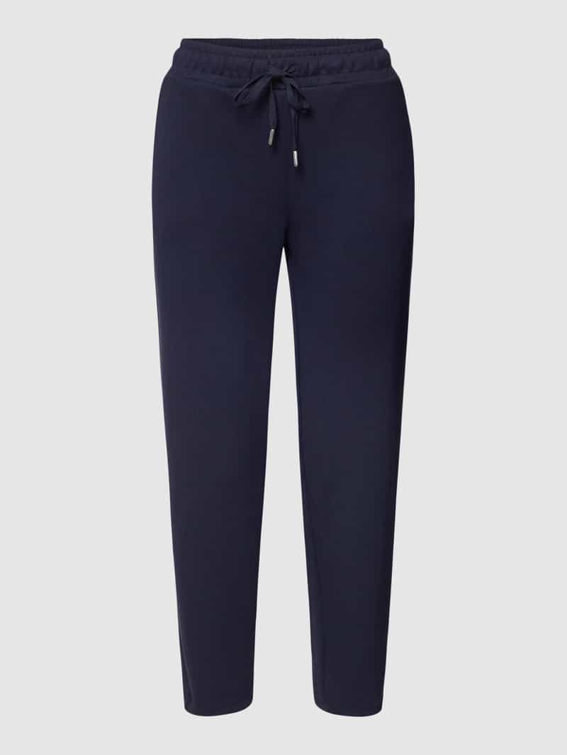 Christian Berg Woman Sweatpants met paspelzakken aan de achterkant